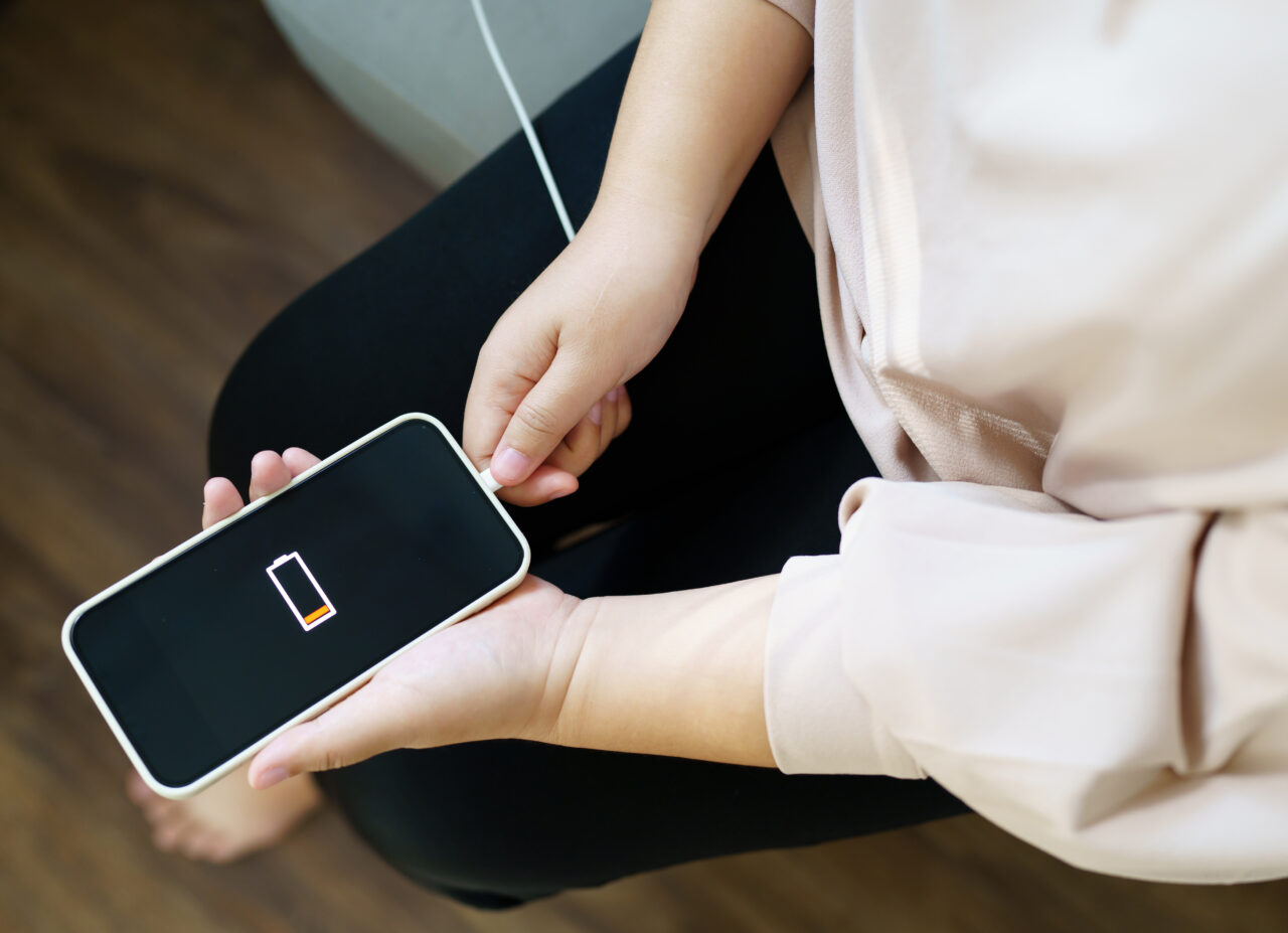 Funcția secretă din iPhone care dublează durata de viața a bateriei. Nu mulți utilizatori cunosc acest truc