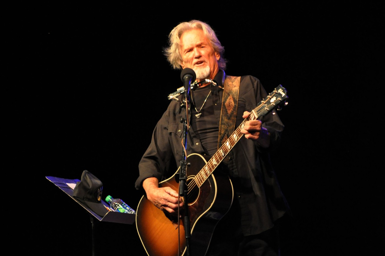Doliu la Hollywood. A MURIT Kris Kristofferson, actorul din „Blade” și star al muzicii country