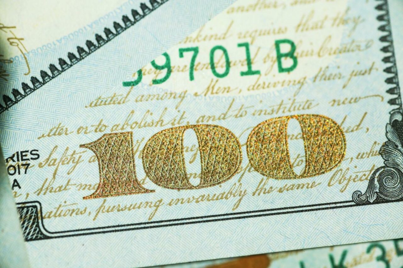 De ce este DOLARUL american moneda de rezervă internațională? (P)