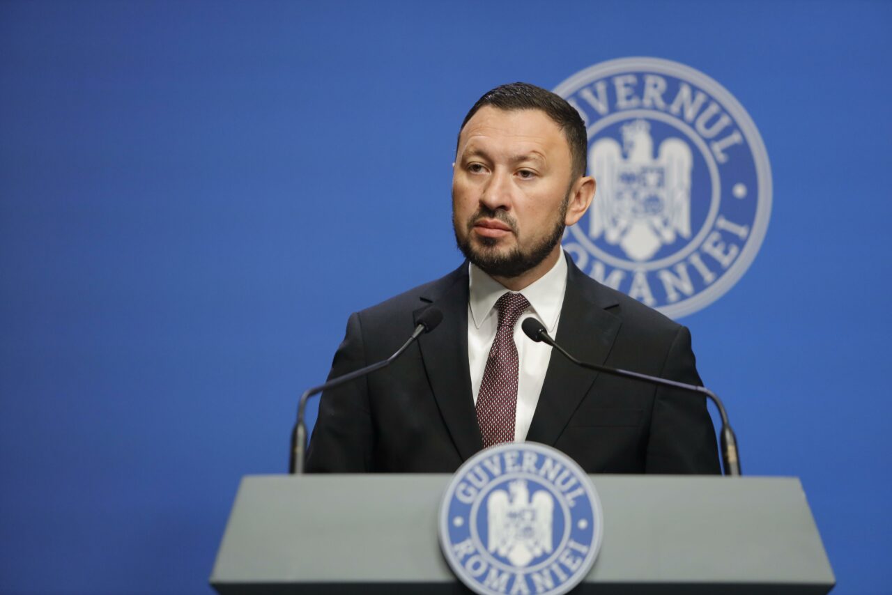 Ministrul Mircea FECHET, despre poluarea provocată de NEPTUN Deep: Și oamenii, când respiră, emit dioxid de carbon