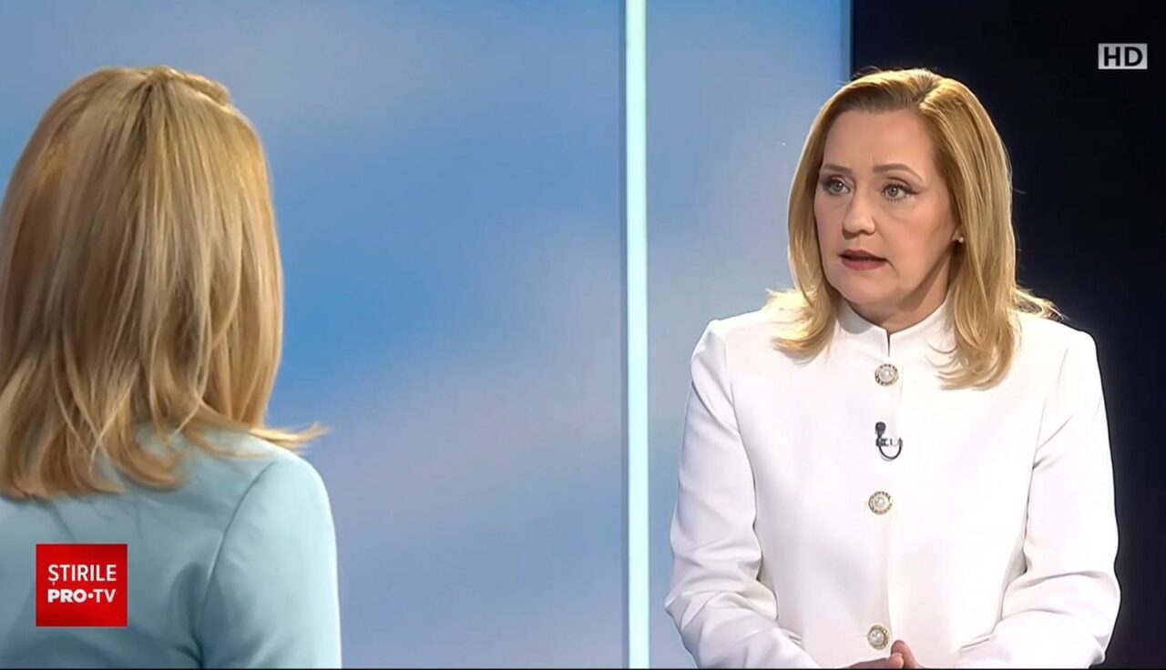 Elena Lasconi explică angajarea soțului ei la grupul parlamentar USR: „Era nevoie de un jurist, iar soțul meu este avocat”