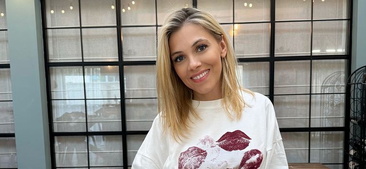 Cum a ajuns Andreea Ibacka să joace în TELENOVELE. ”Inițial nici nu mi-am dat seama pe unde merg”