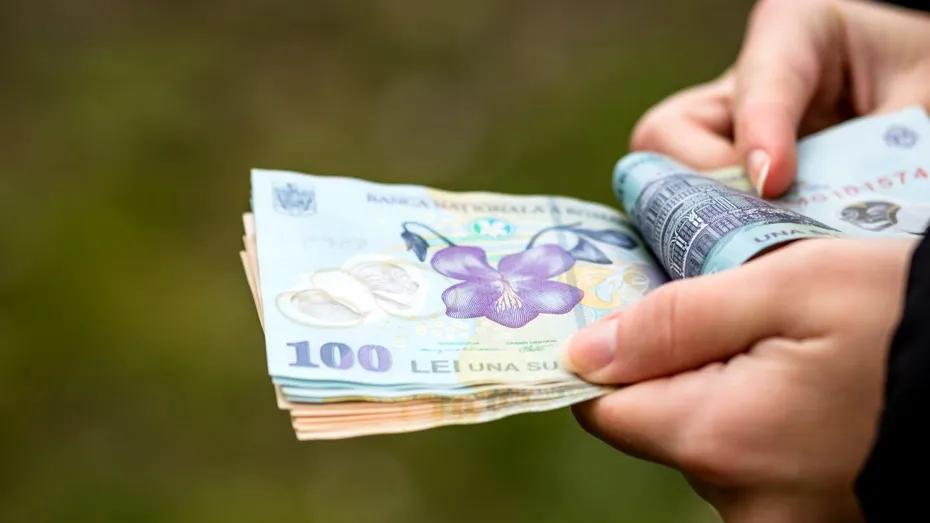 Salariul primit de un tânăr nu a absolvit BAC-ul, la primul său loc de muncă. Suma nu e deloc mică