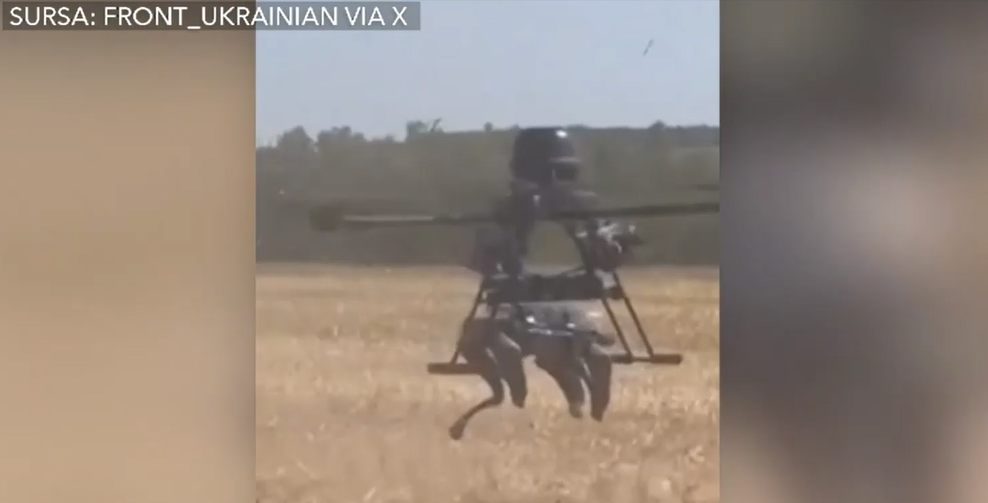 IMAGINI noi cu drona ucrainenilor care transportă câini roboți pe linia frontului