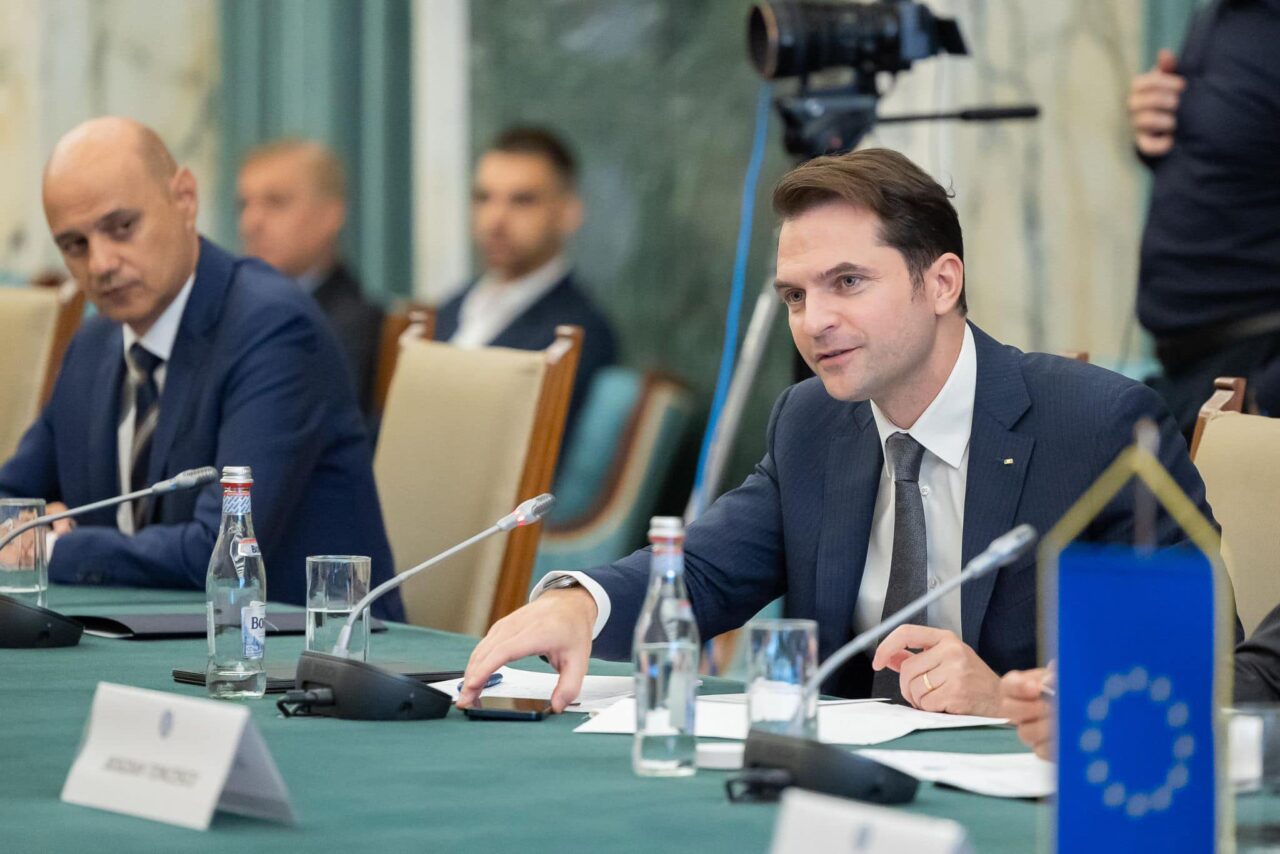 Sebastian Burduja, BILANȚ la 15 luni de mandat: România a atras 13 miliarde de euro pentru energie și are proiecte semnate de 10 miliarde de euro