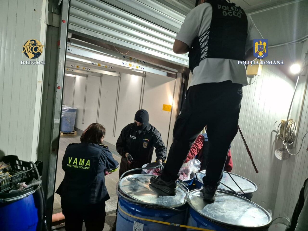 Transportul cargo cu droguri, capturat în Nădlac, a fost supravegheat de 5 drone! Ar fi trebuit să ajungă în Olanda