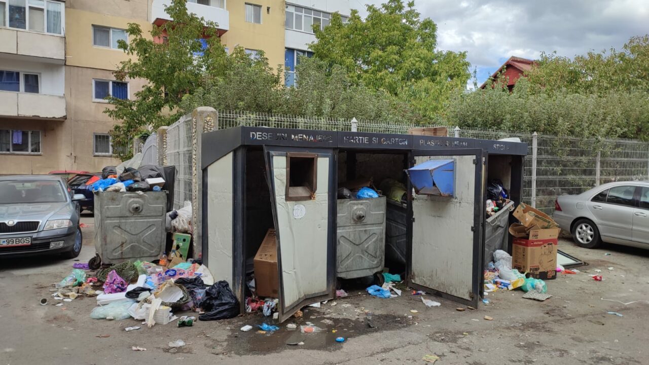 Orașul din România în care s-a instaurat stare de alertă din cauza GUNOAIELOR. De zece zile, nu mai există contract cu o firmă de salubrizare