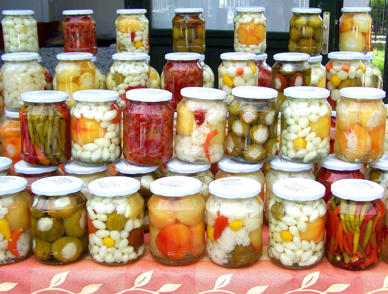 Câtă sare trebuie să pui la MURĂTURI pentru un gust și o textură ideale. Greșeala pe care o fac multe gospodine