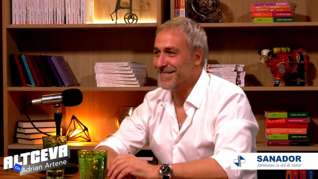 Cât a încasat Mimi Brănescu în urma reclamei care i-a adus primul moment de faimă. Dezvăluirile actorului, în podcastul ALTCEVA cu Adrian Artene