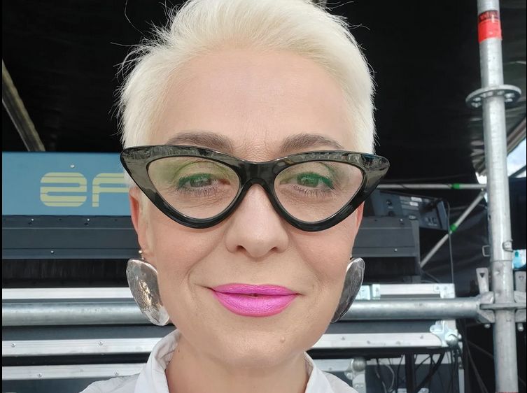 Monica Anghel, despre RIVALITATEA din showbiz. ”Am stat deoparte de aceste lucruri”