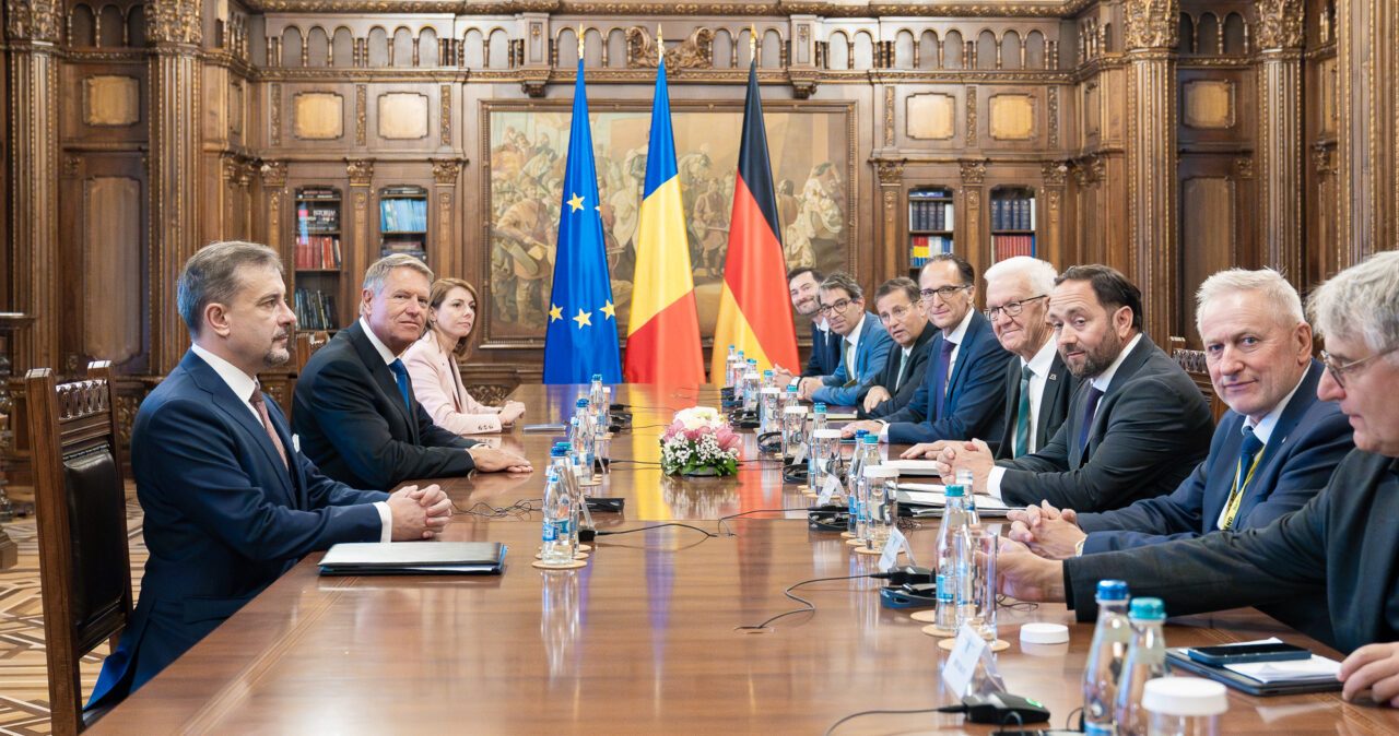 Prim-ministrul landului Baden-Württemberg, Winfried Kretschmann, primit de Klaus IOHANNIS, la Palatul Cotroceni
