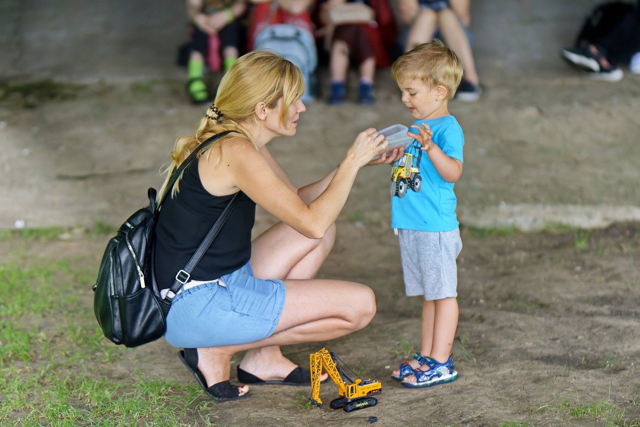 Atenție părinți! GUSTAREA nelipsită din pachețelul de la școală al copiilor poate conține până la 17 pliculețe de zahăr