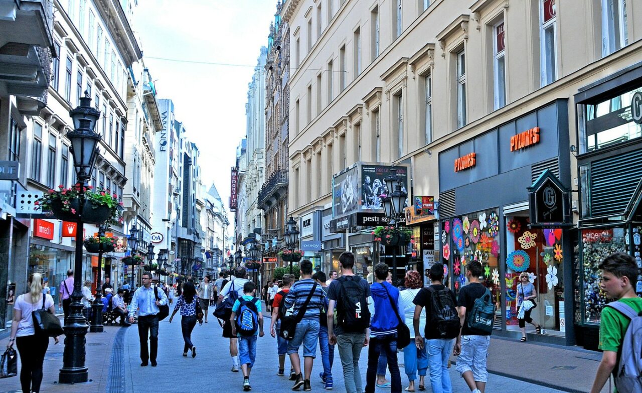 Turismul excesiv a devenit o problemă și la Budapesta. Ce au decis autoritățile locale