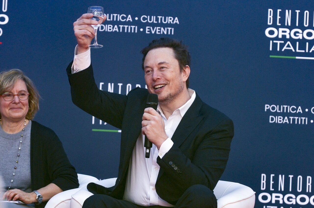 Georgia Meloni, premiată de un prestigios think-tank, la New York. Elon Musk îi va înmâna premiul
