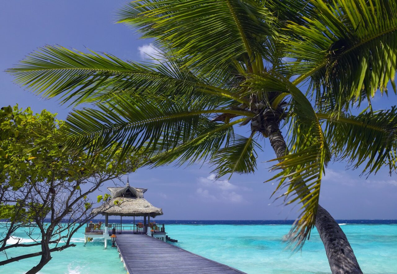 Suma colosală plătită de o familie de români pentru o VACANȚĂ în Maldive. Își puteau lua un apartament cu 3 camere în Capitală cu aceeași bani