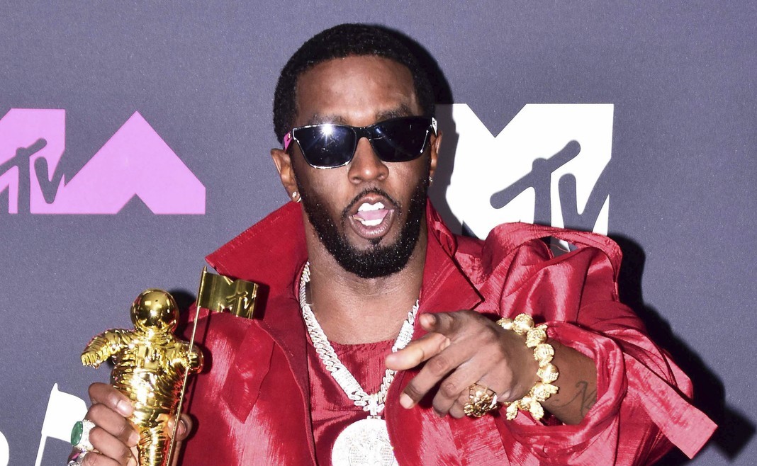 Celebrul artist Sean „Diddy” Combs, obligat să achite daune de 100 de milioane de dolari. Acesta a fost acuzat pentru hărțuire sexuală