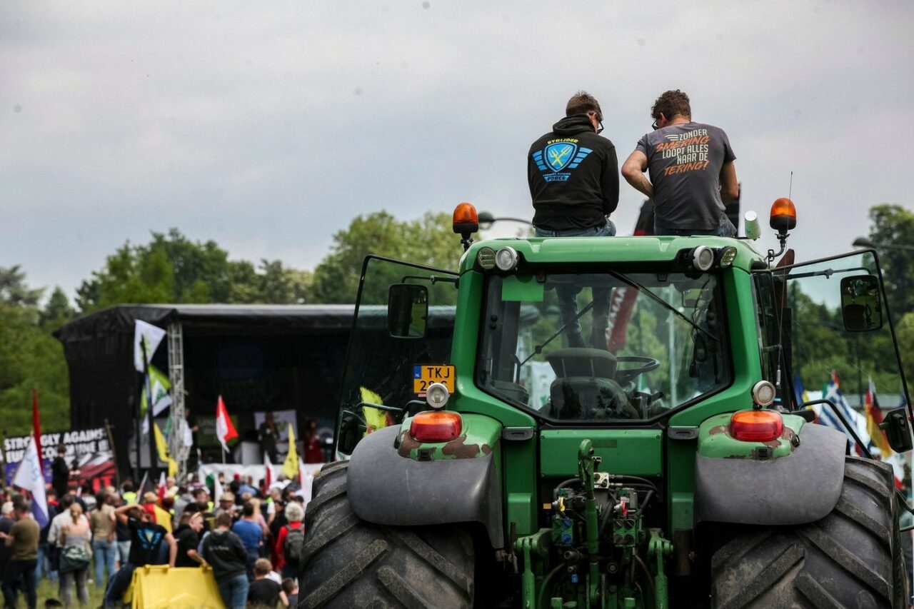 Comisia Europeană va compensa fermierii afectați de calamități /Ce fonduri ar urma să primească AGRICULTORII din România