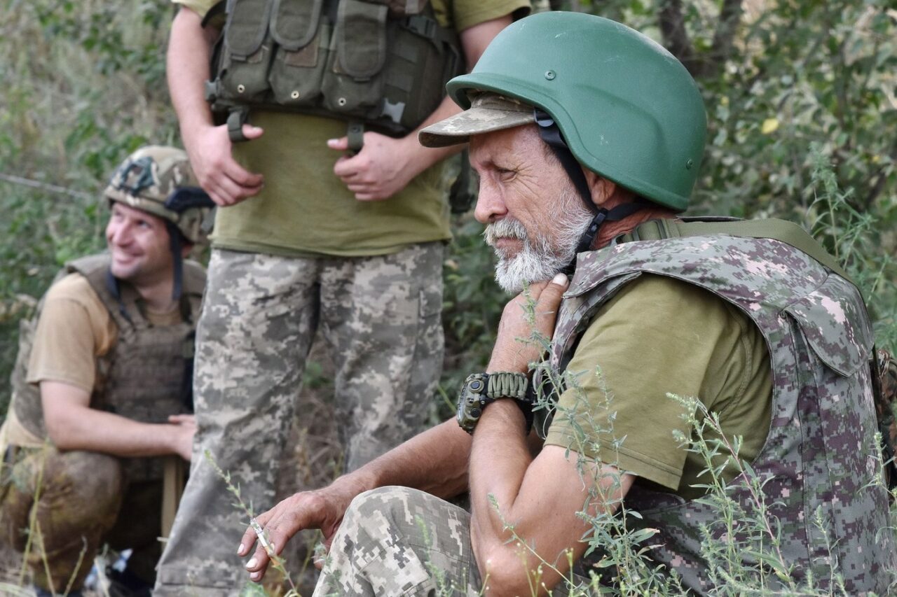 Ministrul de Externe al Poloniei: Europa ar trebui să oprească acordarea de ajutoare sociale pentru bărbații din Ucraina de vârstă militară