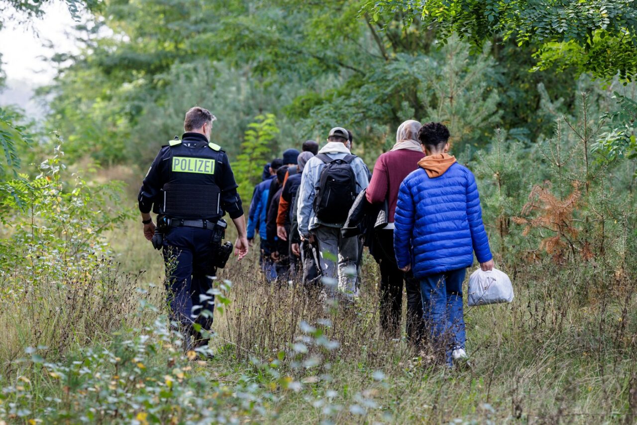 Germania extinde CONTROLUL temporar la toate granițele sale terestre