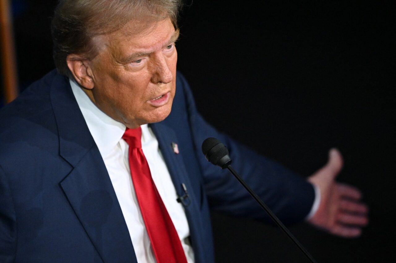 DEZBATERE TRUMP-HARRIS | Ce spun candidații despre situația din Orientul Mijlociu. Trump: „Harris îi urăște și pe evrei, și pe arabi”
