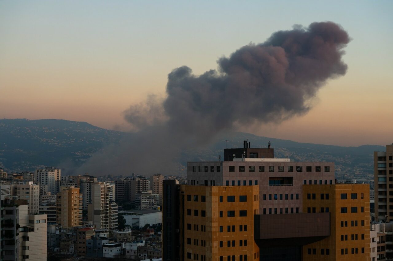 Iranul AMENINȚĂ Israelul, după atacul asupra sediului Hezbollah din Beirut /„Este o escaladare periculoasă”
