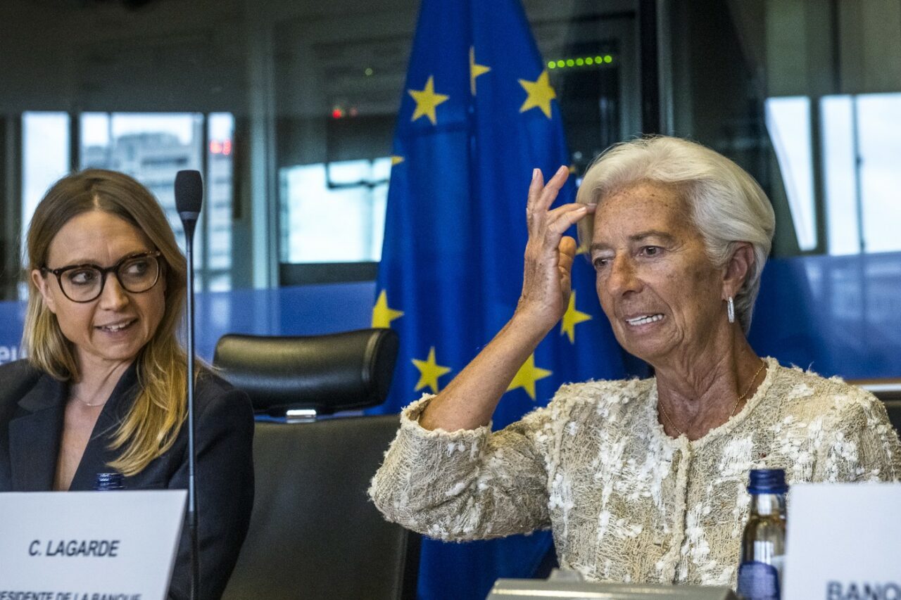 BCE avertizează că UE are nevoie de REFORME structurale /Lagarde: „Lumea se schimbă rapid”, este necesară consolidarea rezilienței