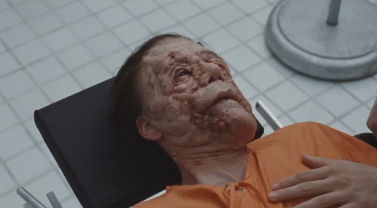 Actorul Sebastian Stan, transformare spectaculoasă pentru ROLUL din filmul „A Different Man”. Reacția oamenilor, când a ieșit astfel machiat pe stradă