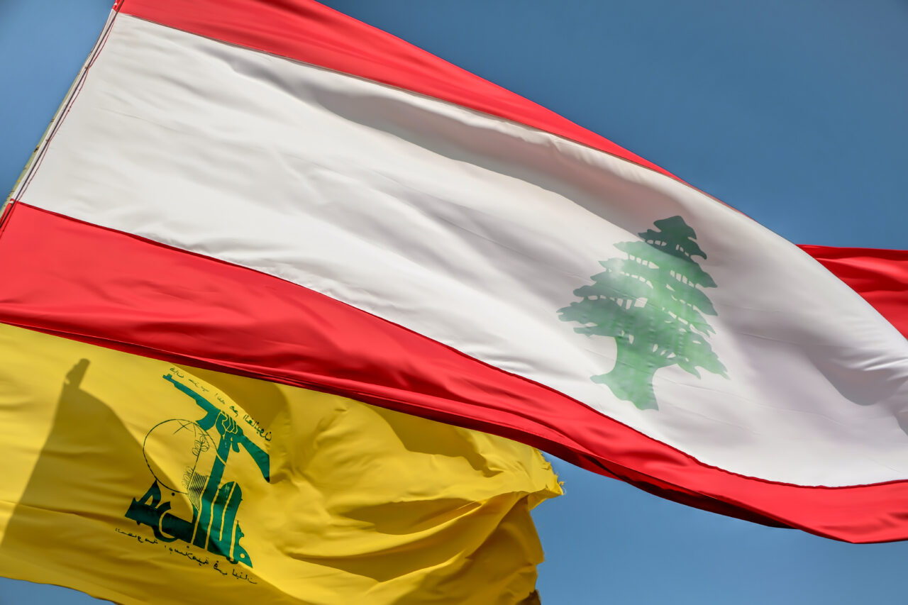 Le Figaro: Abandonarea Libanului ar însemna agravarea haosului în Orientul Mijlociu/ Un expert îndeamnă HEZBOLLAH să cedeze armamentul