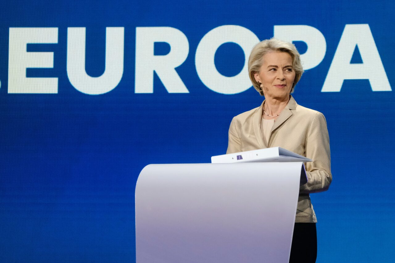 UE anunță asistență energetică pentru UCRAINA, pe durata iernii /Ursula von der Leyen: „Facem sistemul energetic al Ucrainei mai rezilient”