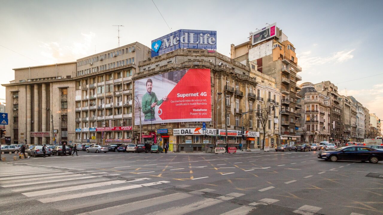 Legendarul magazin Eva, de pe „Magheru”, vândut pentru 8 milioane de euro