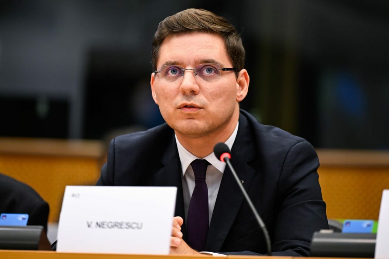 Victor Negrescu, despre îndeplinirea criteriilor pentru Visa Waiver: Este un rezultat bun, o VICTORIE pentru țara noastră