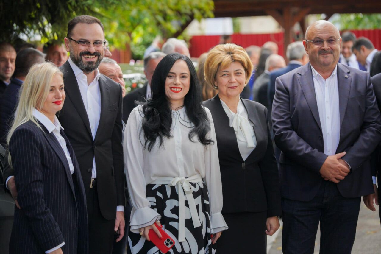 Simona Bucura-Oprescu deschide lista candidaților PSD Argeș pentru Camera Deputaților / LISTA completă a candidaților