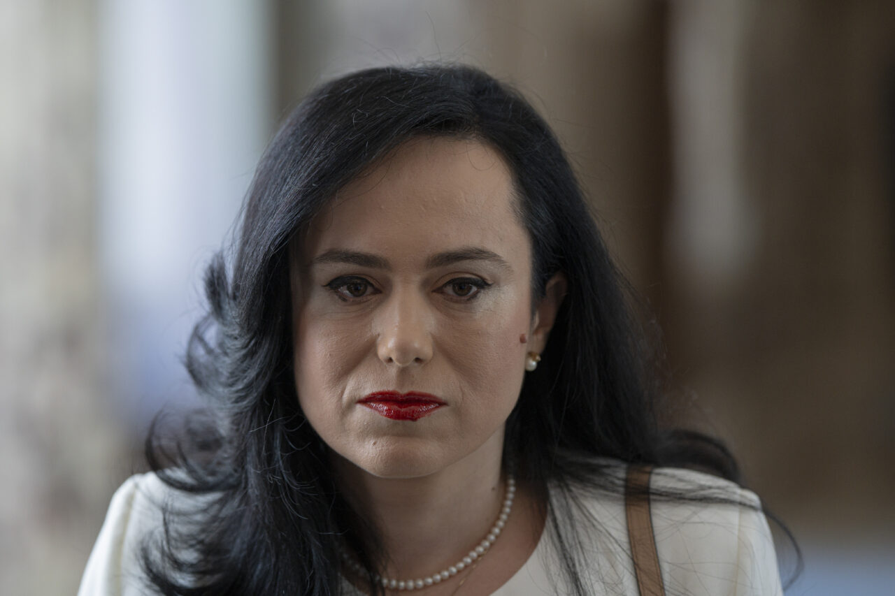 Ministerul Muncii: Primul contract colectiv la nivel de sector în domeniul bancar din România a fost finalizat şi SEMNAT