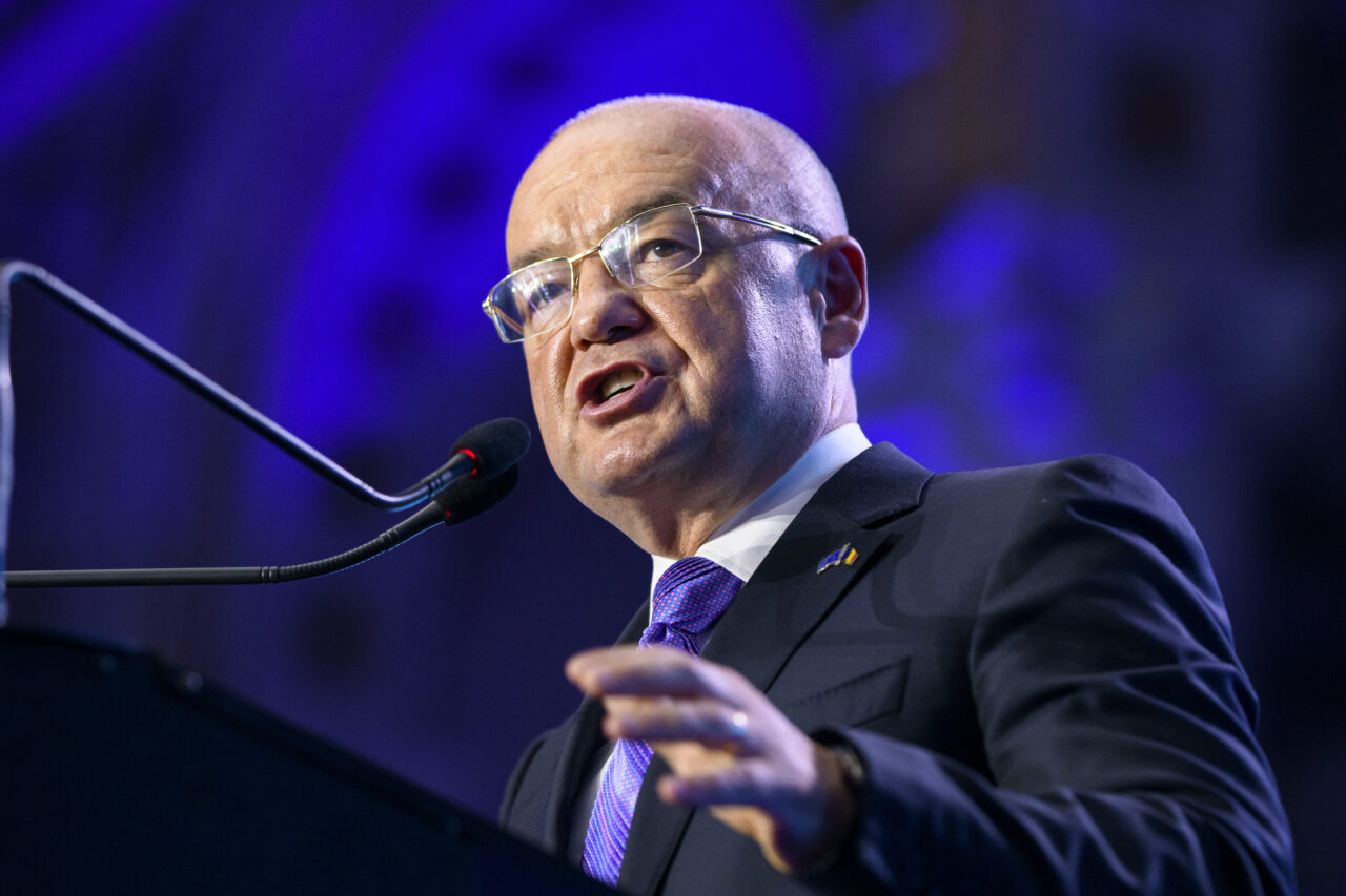 Emil BOC: Această campanie electorală prezidențială a afectat COALIȚIA politică