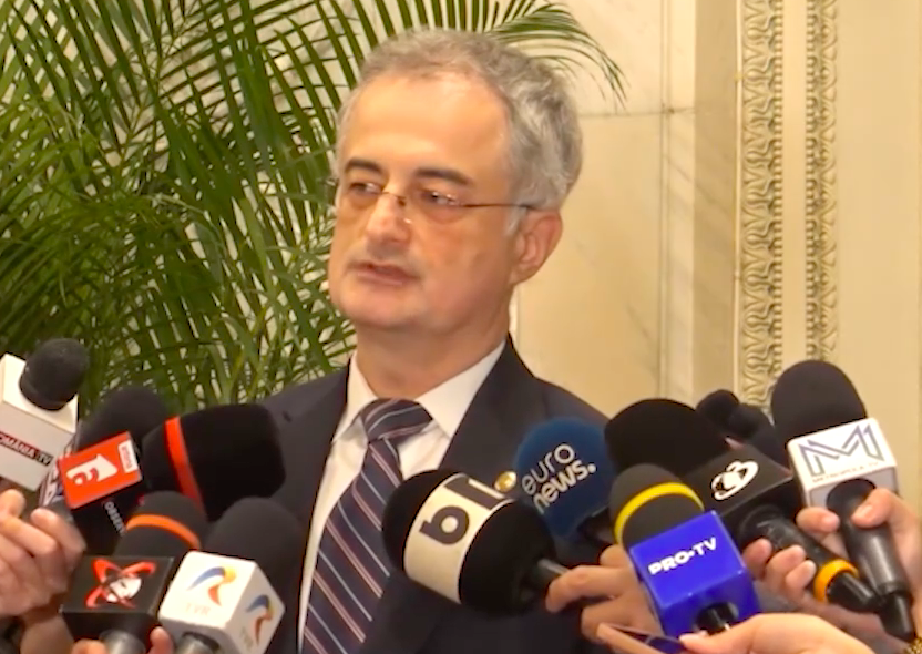 Gabriel Andronache, PNL: CCR are atribuţia de a supraveghea buna desfăşurare a alegerilor. BEC are atribuții să analizeze candidatura