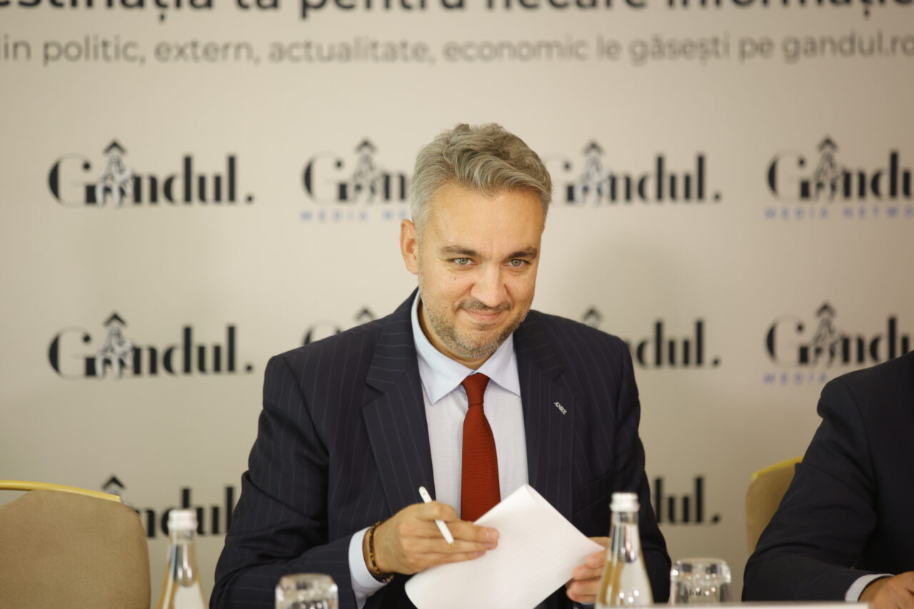 ANRE anunță că furnizorii care au tarife de 5 sau 8 lei pe kilowatt/oră ar fi mai corect să predea licențele