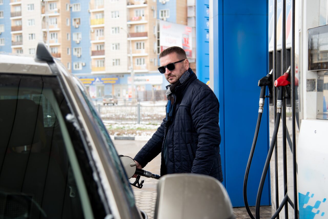 Preț benzină și motorină azi, 1 octombrie 2024. Ce trebuie să știe șoferii
