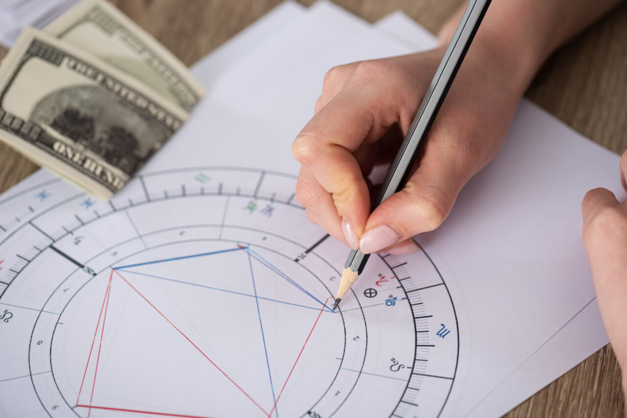 5 zodii care vor câștiga la Loto în luna noiembrie 2024. Se vor îmbogăți peste noapte