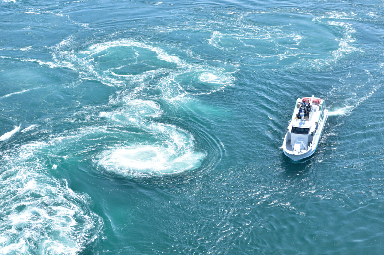 Fenomenul care îi îngrijorează pe climatologi: Circulația curenților oceanici ar putea intra în COLAPS până în 2100