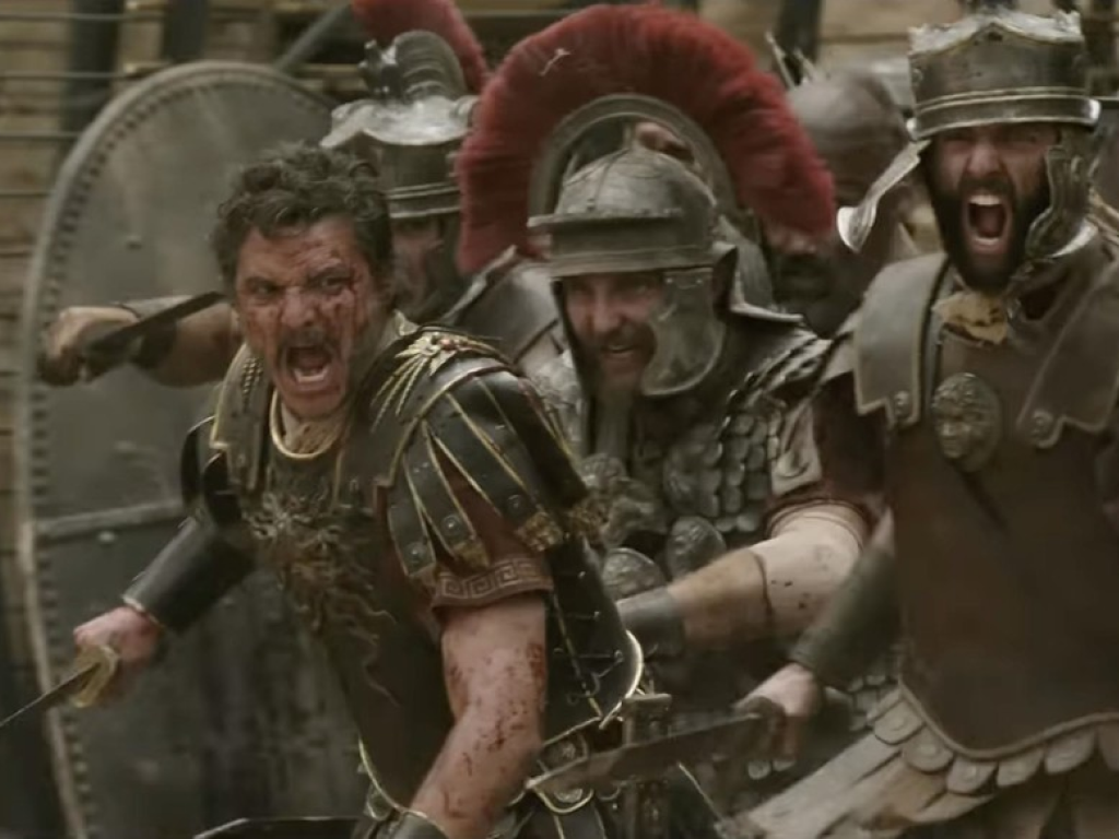 COIFUL purtat de Russell Crowe în filmul Gladiatorul, scos la licitație la un preț colosal. Îți poți cumpăra 3 apartamente în București cu acei bani