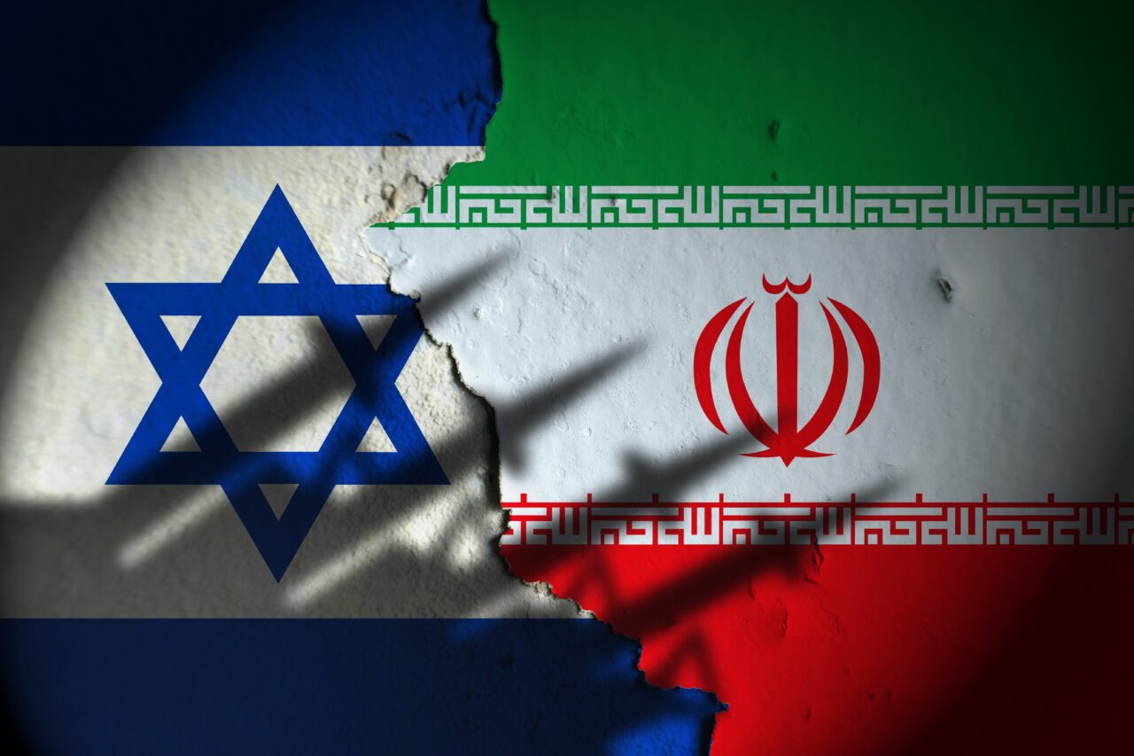 Iran pregătește al treilea bombardament asupra Israelului din acest an. Atacul planificat va fi efectuat din Irak, înainte de alegerile din SUA