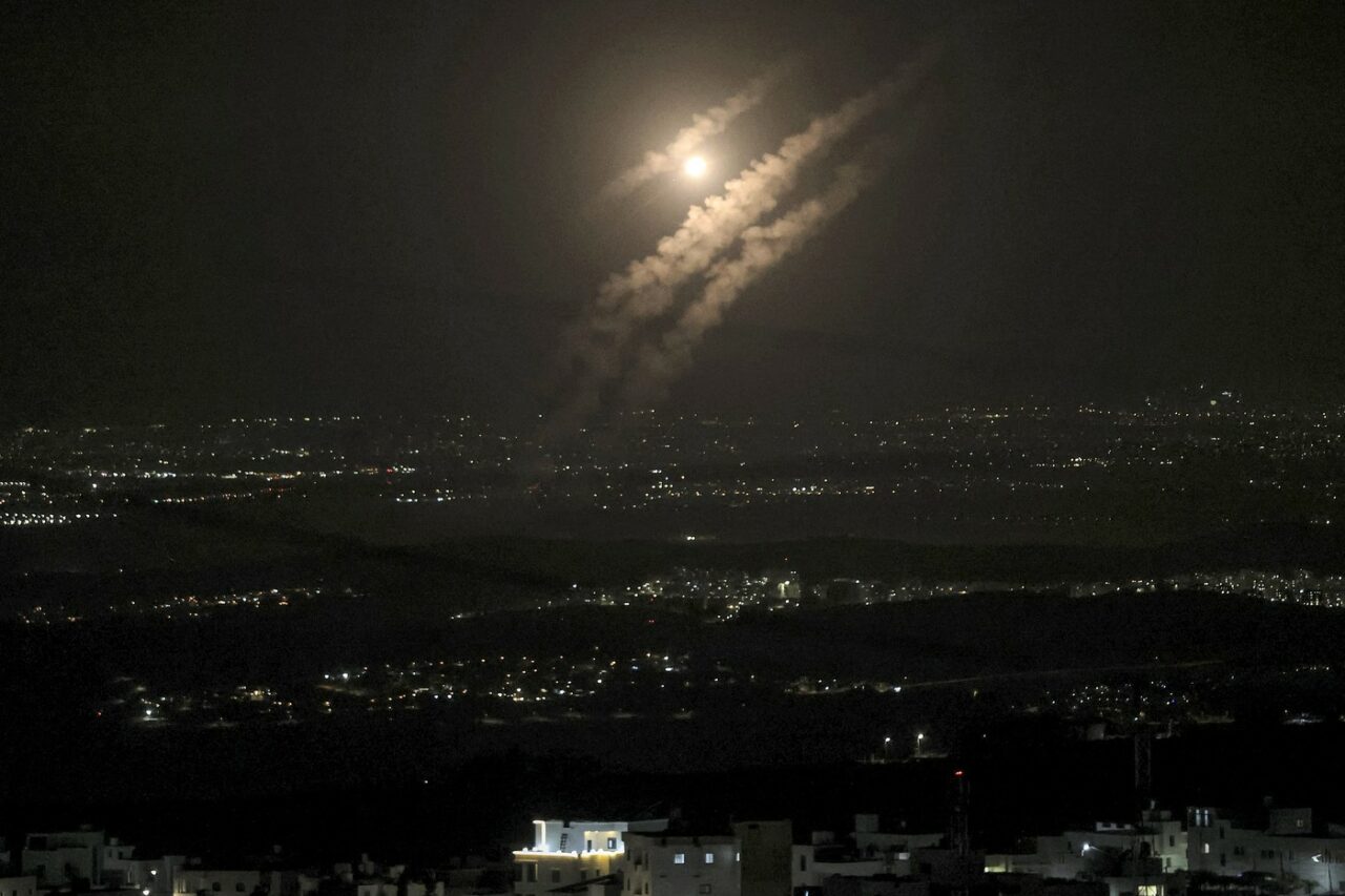 Purtător de cuvânt MAE, îndemn pentru români după ultimul bombardament iranian asupra Israelului: „Evitați orice călătorie în Liban și Israel”