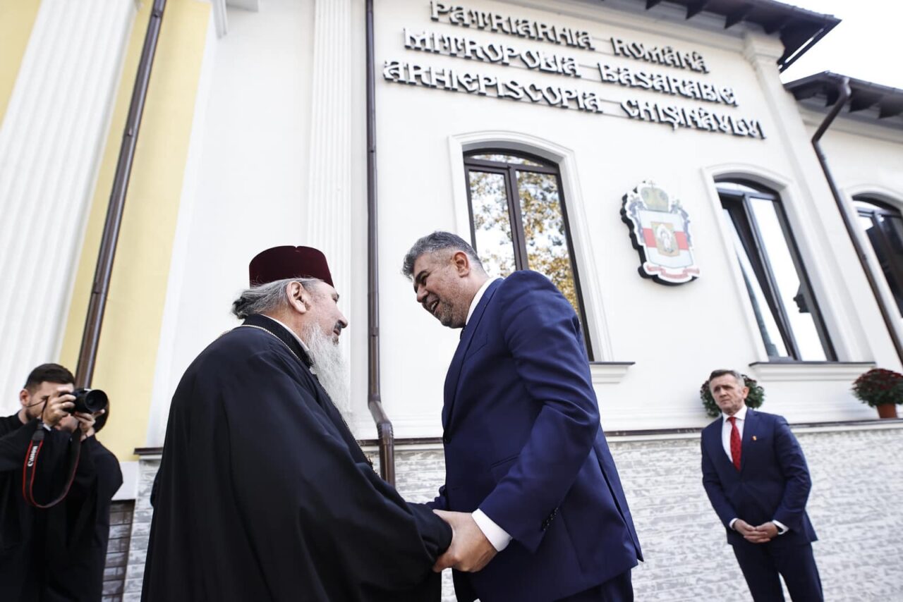 Marcel CIOLACU îl asigură pe ÎPS Petru, de la Chișinău, de tot sprijinul României: Este nevoie și de o punte spirituală între cetățeni