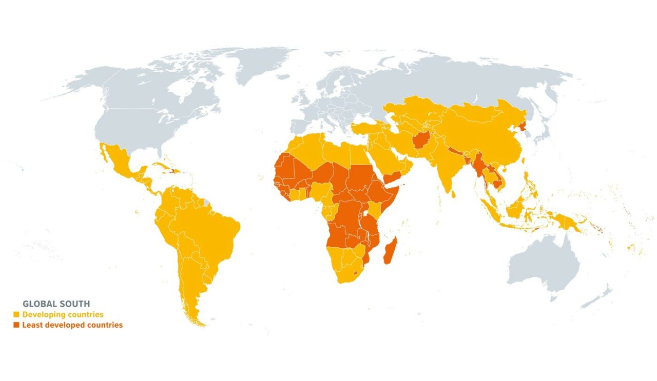 Financial Times: Occidentul trebuie să reia relațiile cu SUDUL GLOBAL /Ordinea postbelică se degradează, sunt necesare noi forme de multilateralism