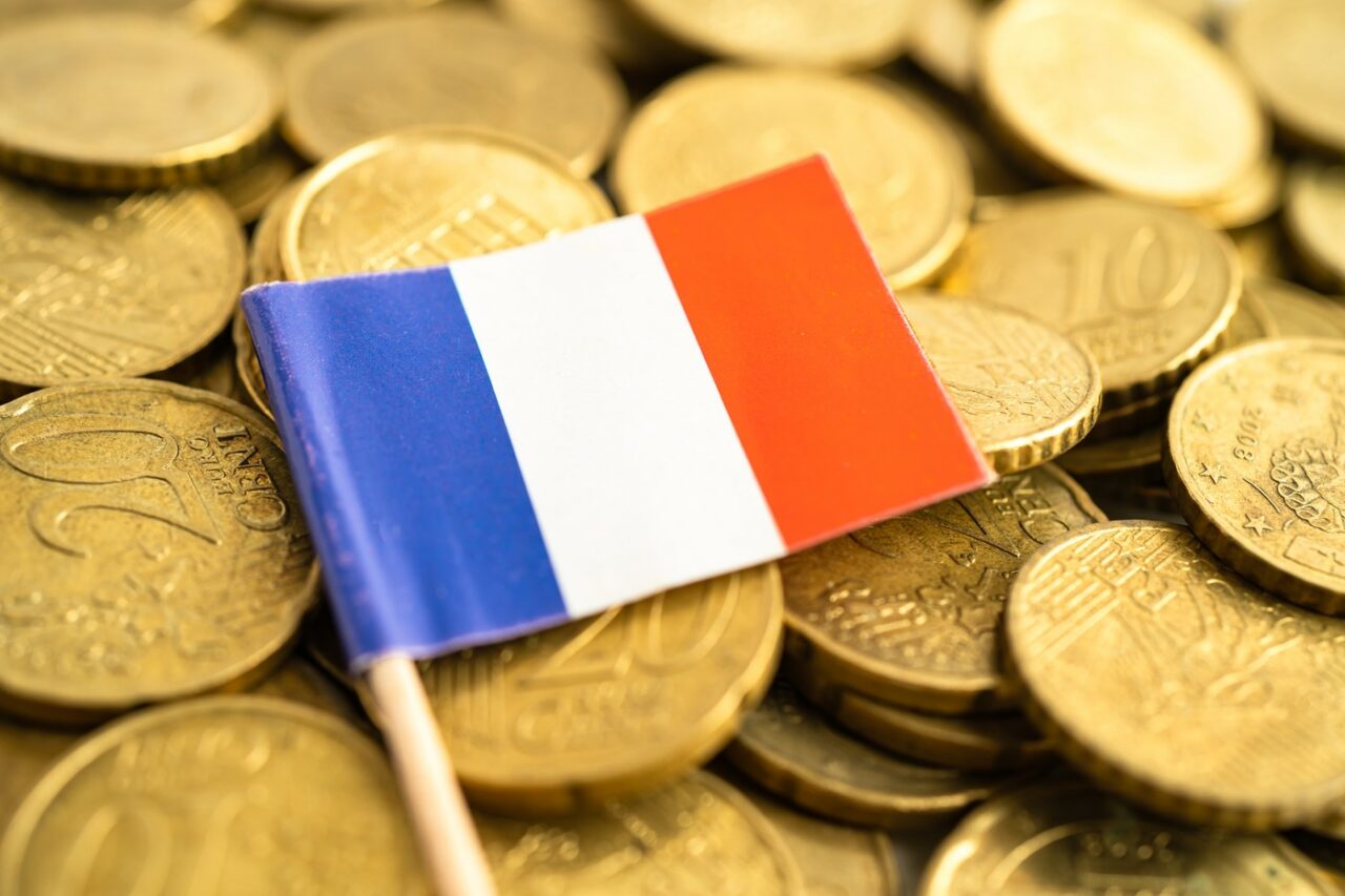 Franța majorează IMPOZITUL pe profit pentru cei mai bogați contribuabili. Măsura este necesară pentru echilibrarea bugetului