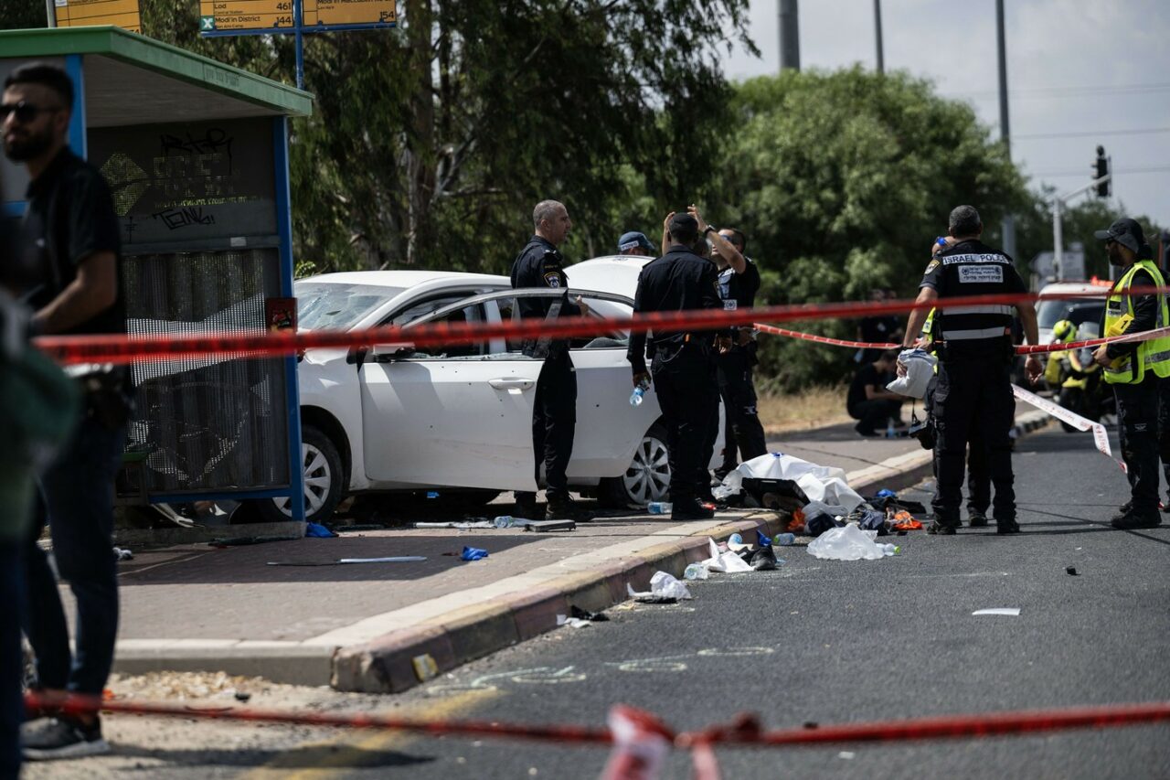 VIDEO | Numeroase persoane au fost rănite într-un atac TERORIST produs în Israel /Hezbollah a bombardat orașul Haifa