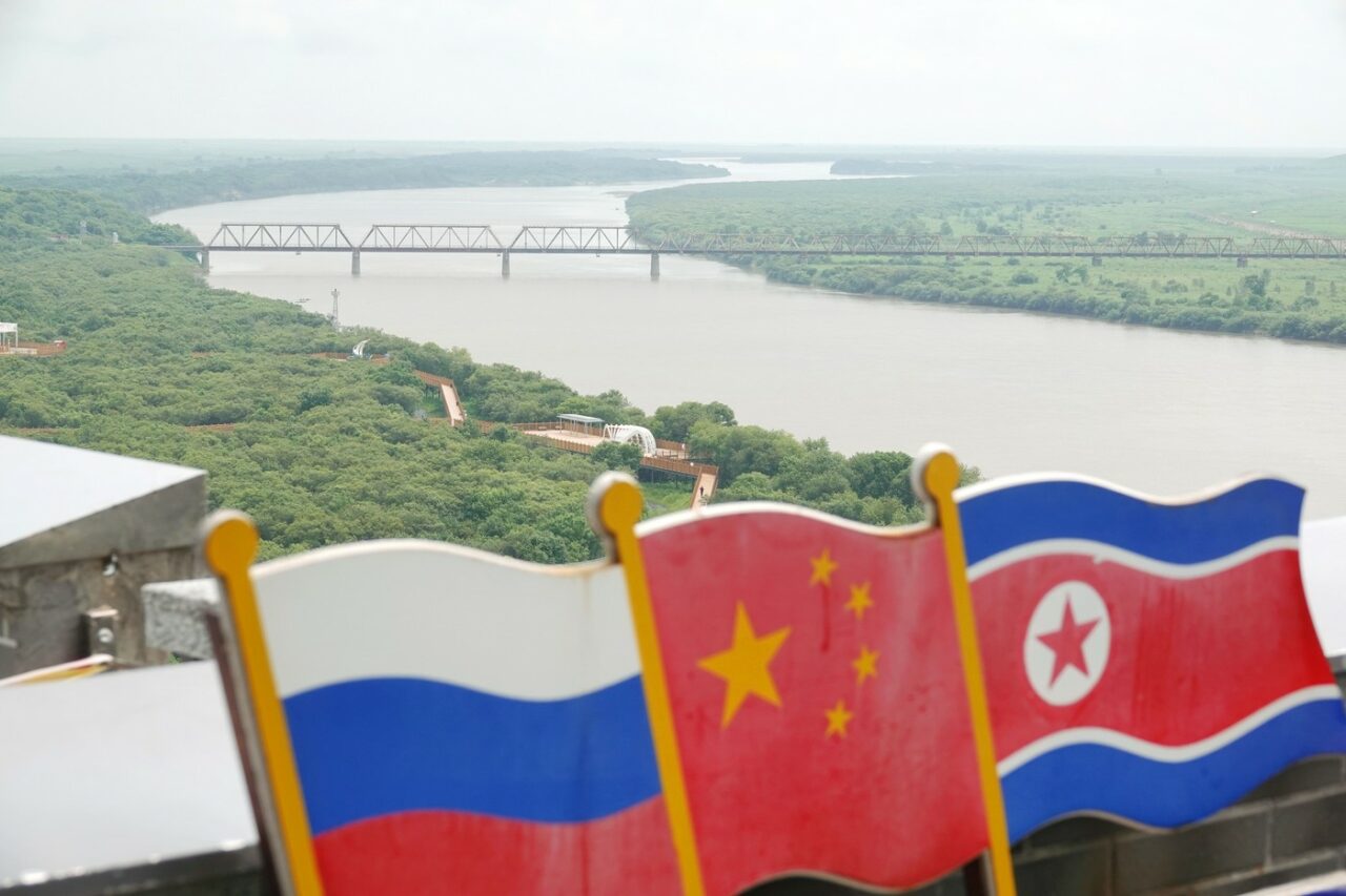 Financial Times: Occidentul subestimează COREEA de NORD /Cooperarea cu Rusia generează riscuri în Europa și Asia
