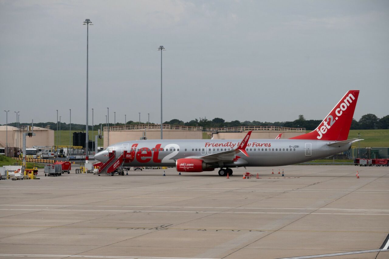 Aeroportul din Birmingham a fost evacuat și toate zborurile suspendate în urma unei informații privind un vehicul suspect