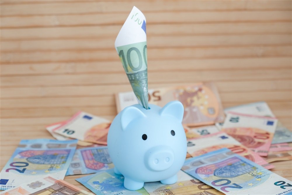 Românii fac noi împrumuturi la bancă. Peste 110 MILIARDE de lei au fost accesați în primele 8 luni ale anului
