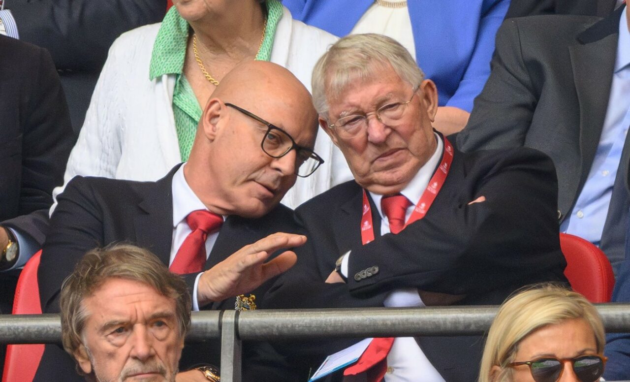 Manchester United RETRAGE beneficiile principalului ambasador al clubului. Sir Alex Ferguson pierde câteva milioane de lire sterline